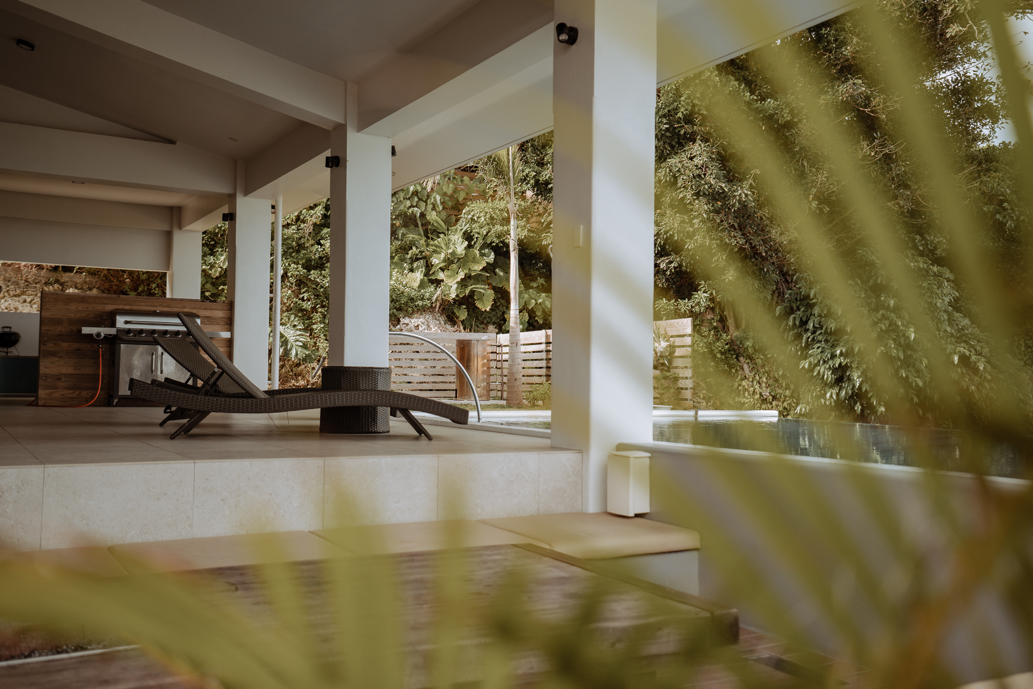 沖縄 アウトドアサウナ MARINX POOLVILLA NAKANDAKARI 南城 琉球サウナ