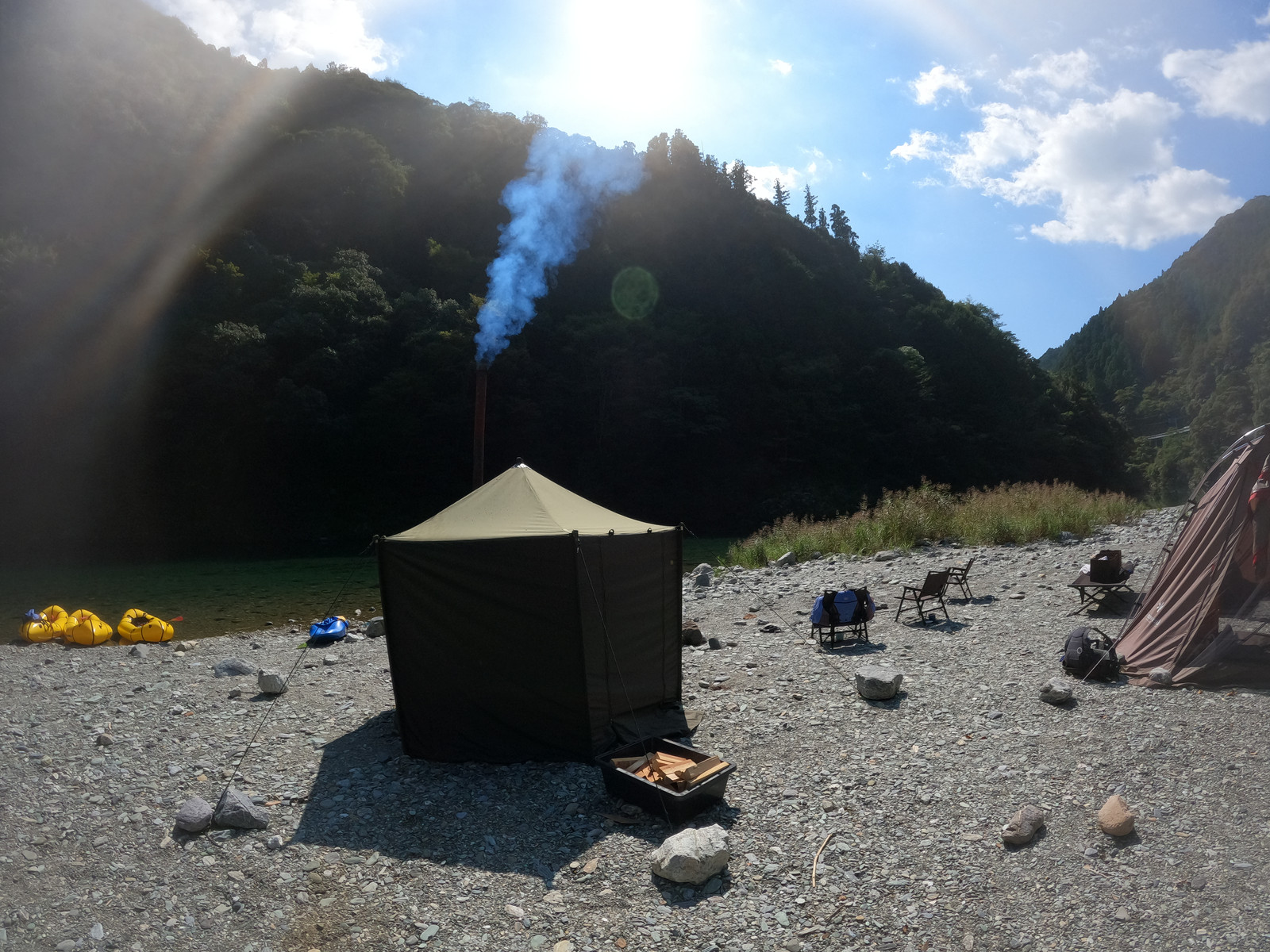 高知 テントサウナ 仁淀川アドベンチャー 仁淀川町 ラフティング SUP 川サウナ