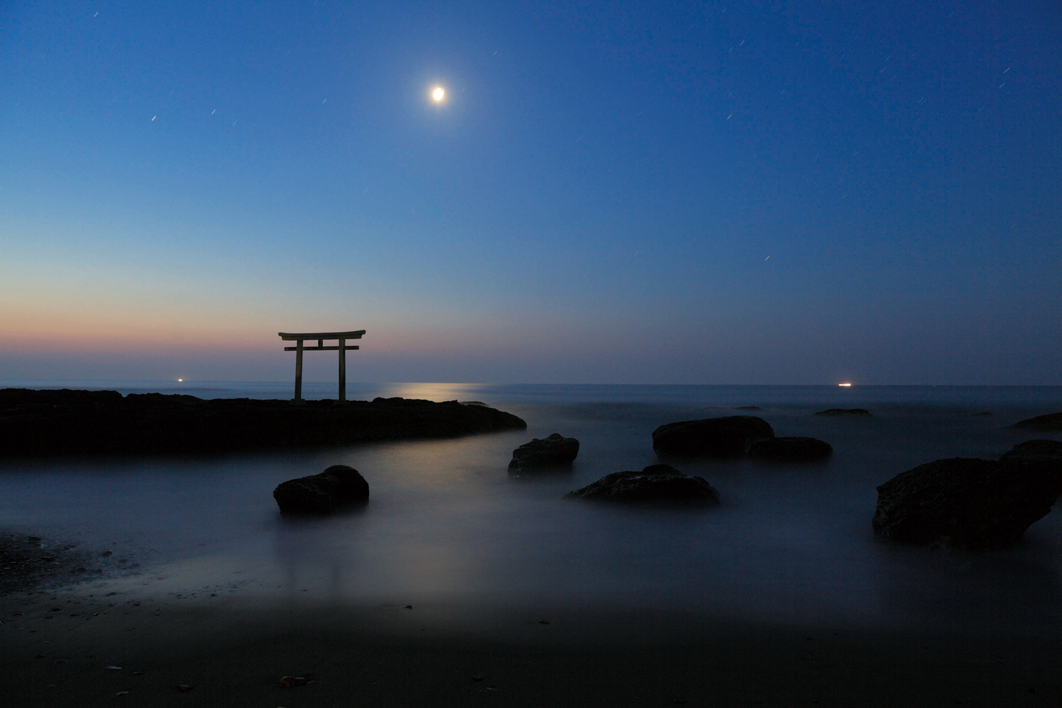 茨城 自然サウナ 大洗海岸 神磯の鳥居 太平洋
