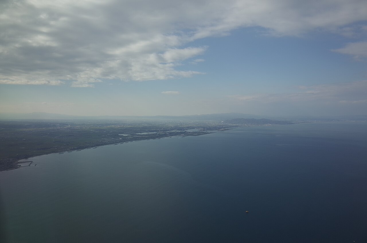 富山 富山湾 海 氷見 テントサウナ