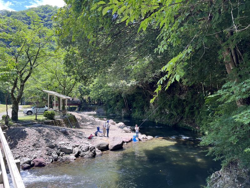 山梨 テントサウナ 上野原 リバーサイド 川サウナ