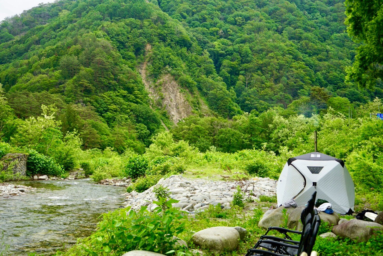 群馬 テントサウナ ととのい群馬 みなかみ町 湯檜曽川 川サウナ 谷川岳の絶景